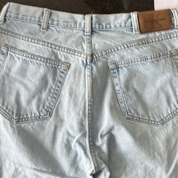 Calvin Klein Vintage Loose Fit Tapered Jean - Picture 5 of 13